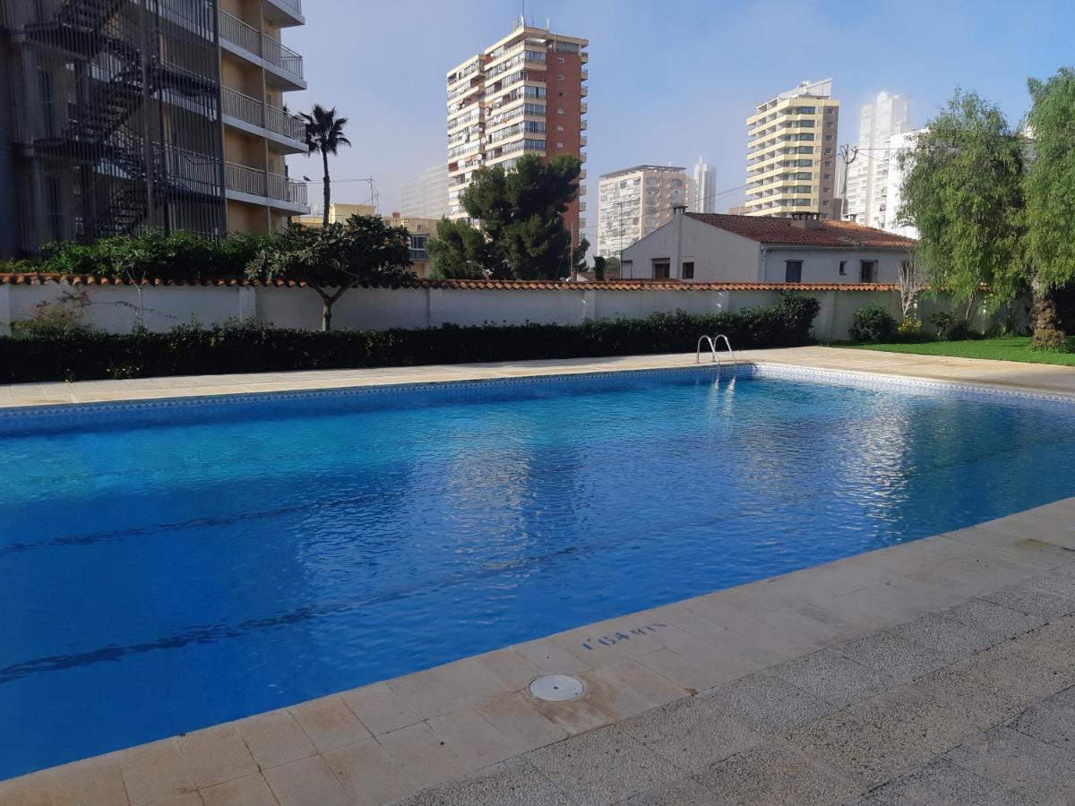 Beautiful Residential Apartment With Pool Бенидорм Екстериор снимка
